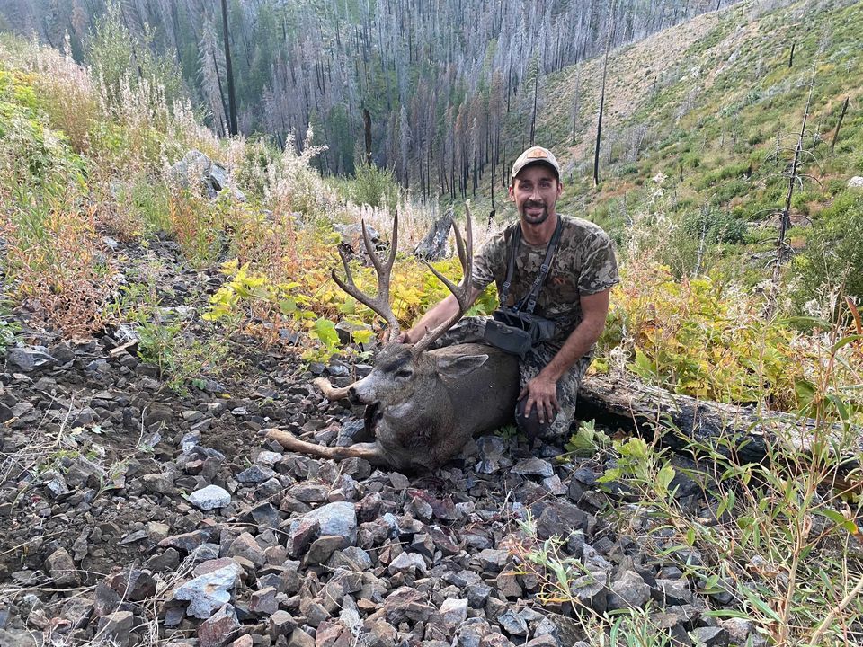 Pure Trophy Blacktail Deer Hunting in CA Trinity Fork Outfitters