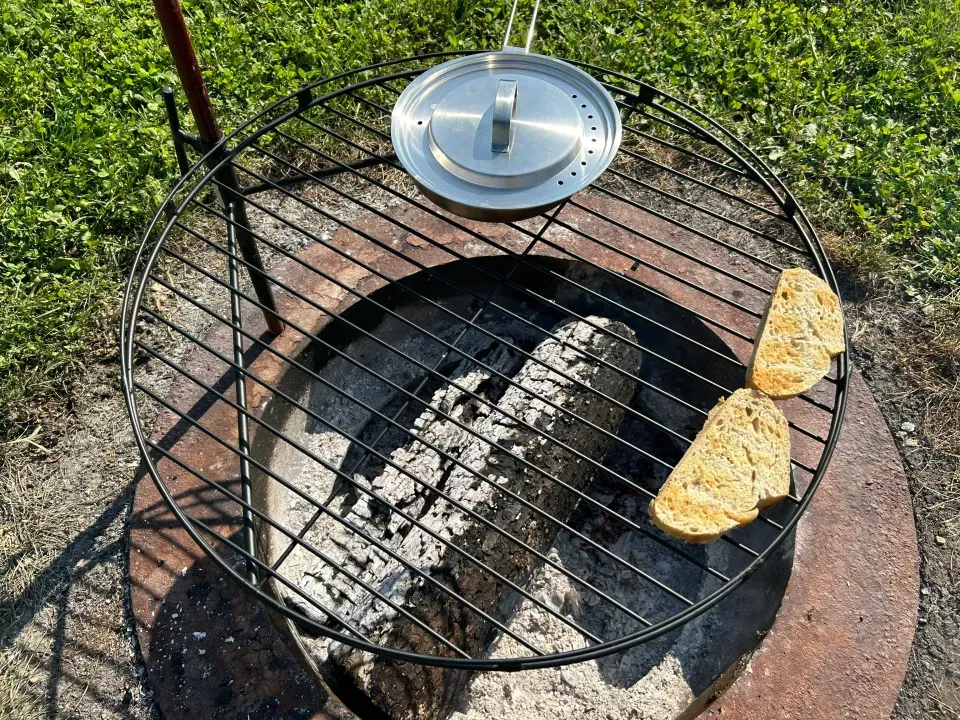 Solid choice for a camping cook set