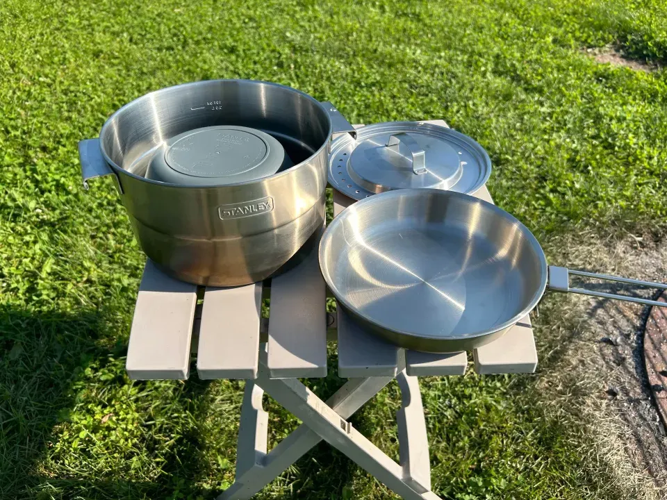 Solid choice for a camping cook set