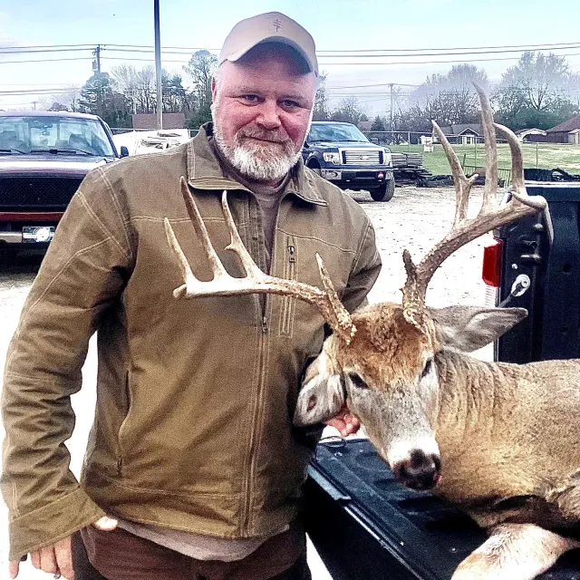 My guide in TX during a disabled SOF veteran hunt let me ...
