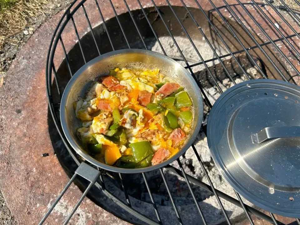 Solid choice for a camping cook set